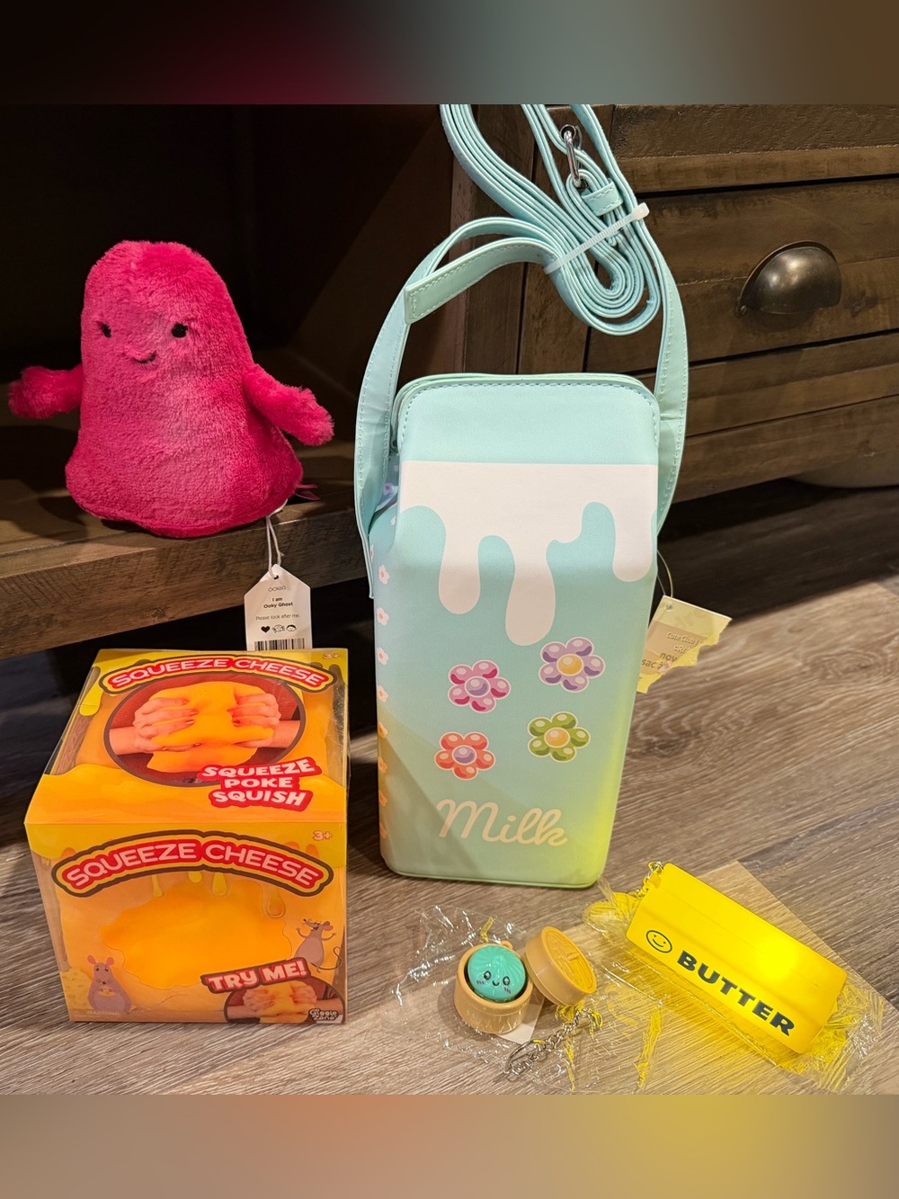 Cheese squishy, Jelly Cat, mini brand, mini squishy keychains and more!!